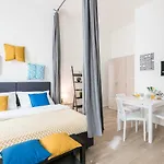 Wenzigova apartments